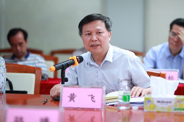 成人网视频
党组副书记、副主任黄飞讲话.JPG